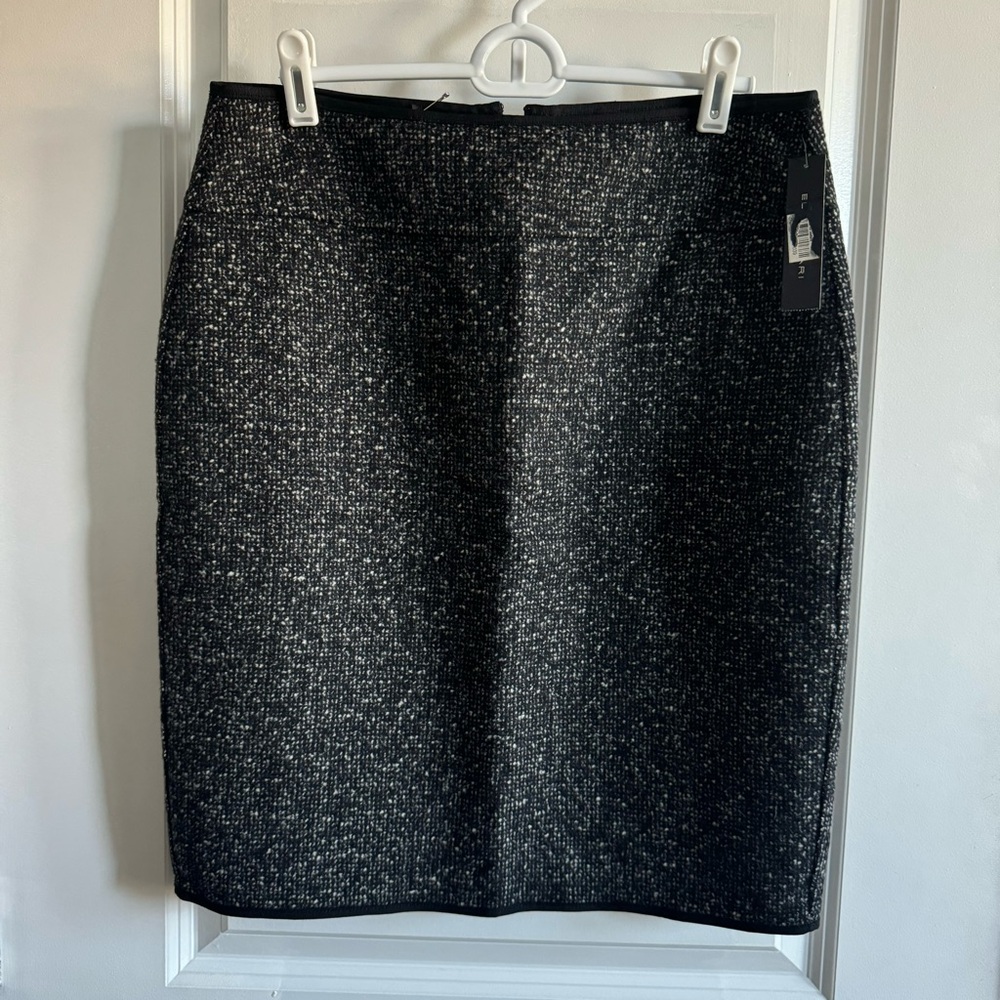 NWT Elie Tahari | 100% Cashmere Pencil Skirt Size Medium